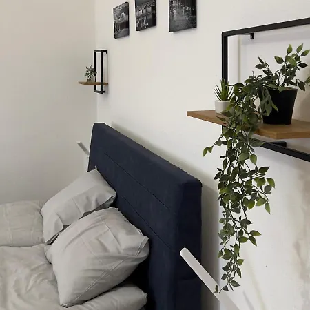 In The Pedestrial Area Apartamento *